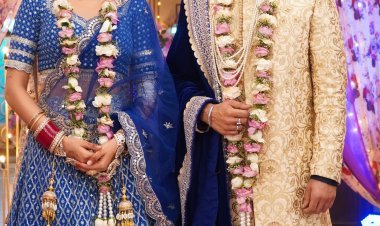 Badall Pe Paon Hai’s Baani Performs Ve Haaniya, by Ravi and Sargun, in Memorable Restaurant Moment